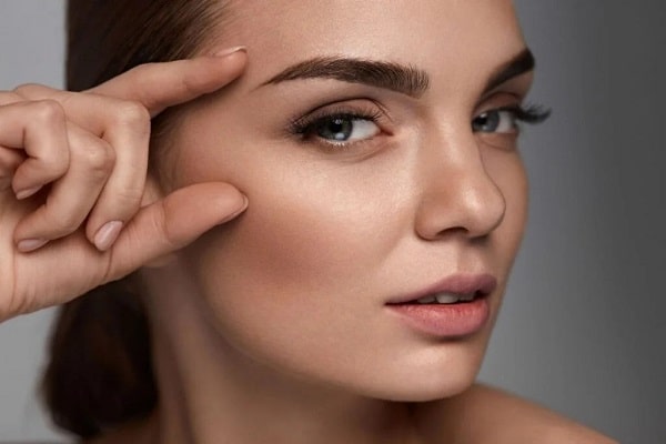 چگونه می‌ توانیم بهترین جراح برای عمل زیبایی چشم را شناسایی کنیم؟