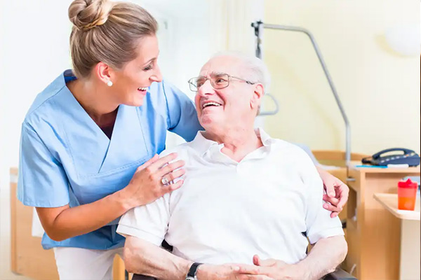 خدمات، تعرفه و هزینه پزشک متخصص در منزل