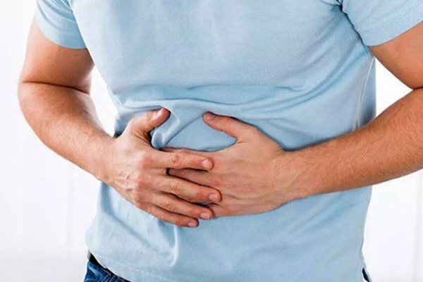 استرس با معده چه کار می‌کند و چه تاثیری دارد؟