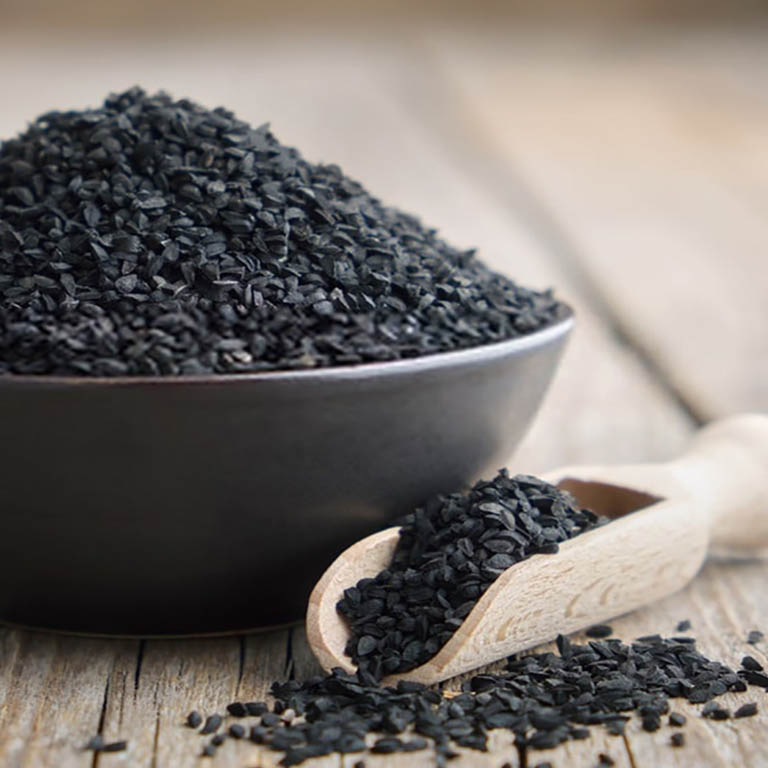 چه کسانی نباید سیاه دانه بخورند